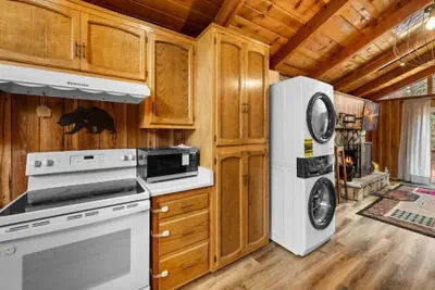 Photo 5 - Mama Bear's Cozy Cabin