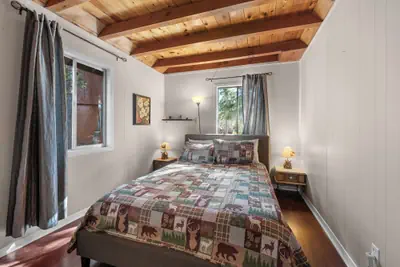 Photo 2 - Honey Bear Cabin