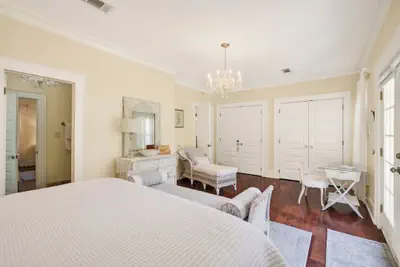 Photo 3 - Authentic Ocean Springs Cottage