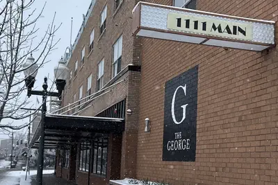 Photo 2 - The Historic George Hotel