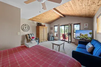 Photo 4 - Lakeview Haven- Luxury Retreat