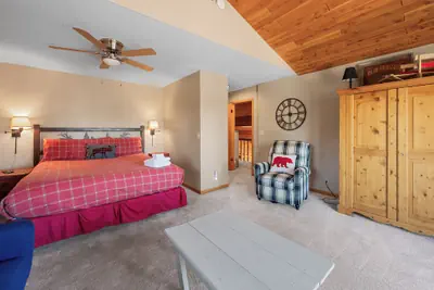 Photo 5 - Lakeview Haven- Luxury Retreat