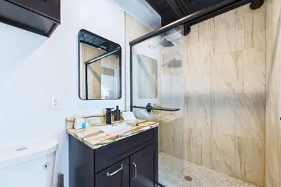Photo 5 - Stay Park Cruise Modern Loft by Port -unit 200