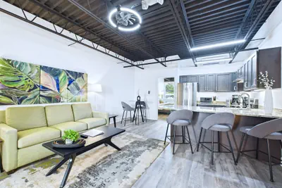 Photo 2 - Loft Getaway Near Port Beach -unit 203