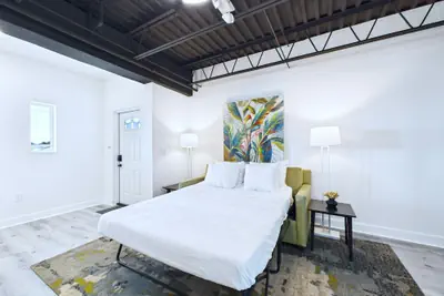 Photo 5 - Minutes to Port Loft Near Dining Fun -unit 207