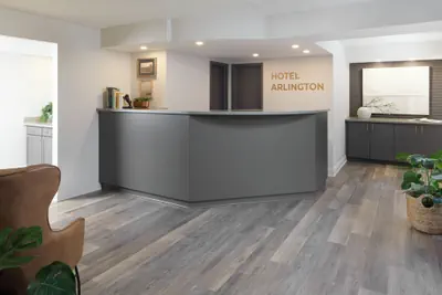 Photo 3 - Hotel Arlington