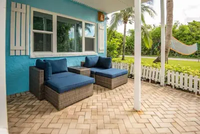 Photo 3 - Hutchinson Island Beach Retreat | Pets Welcome