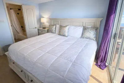 Photo 2 - Near Beach Retreat - Ground Floor - Pool - Walk To All 2 Bedroom Apts