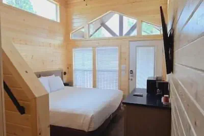 Photo 3 - Luxury Cabin with Mountain View 3A