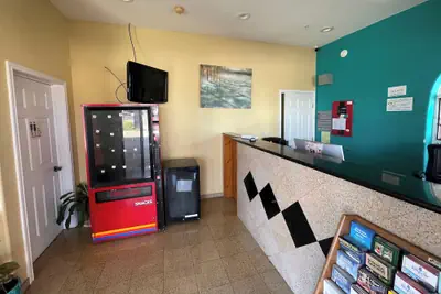 Photo 4 - Airport Inn & Suites South Padre Island I 37