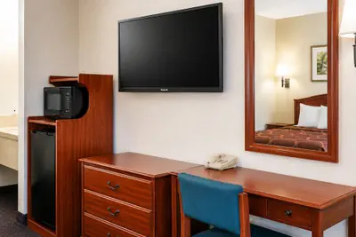 Photo 4 - Truestay Inn