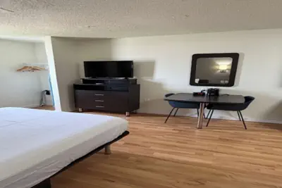 Photo 3 - Everstay Living