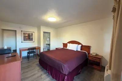 Photo 2 - Townhouse Motel
