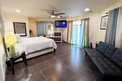 Photo 5 - Channelfront - Remodeled - Pool - Boatslips