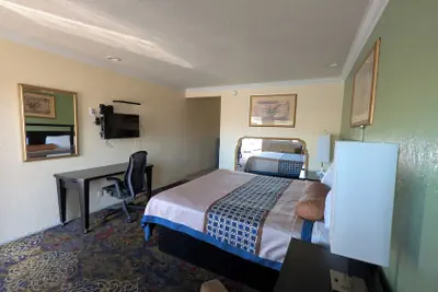 Photo 3 - Cloud 9 Motel Cypress Buena Park