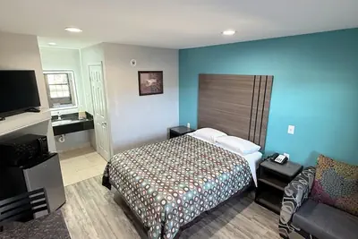 Photo 3 - Relax Inn