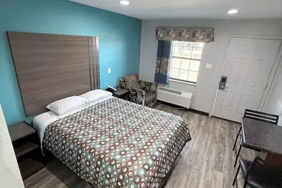 Photo 2 - Relax Inn