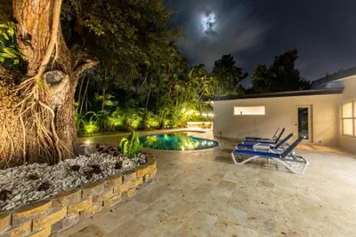 Photo 5 - Villa Azur by Glam Homes