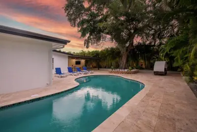 Photo 4 - Villa Azur by Glam Homes
