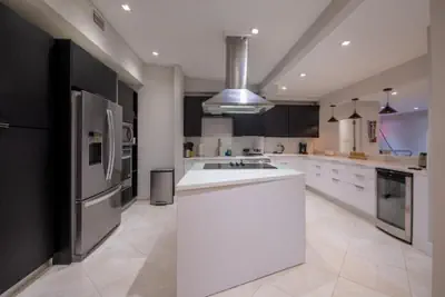 Photo 3 - Villa Azur by Glam Homes