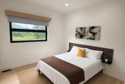 Photo 5 - Stay Alaska - Modern Stays in the Wild