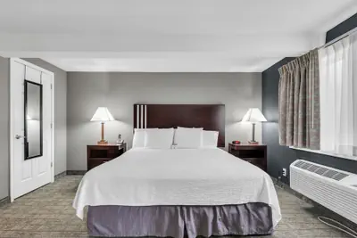 Photo 2 - Red Lion Inn & Suites Urbana
