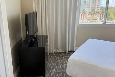 Photo 3 - 1 Bedroom  Suite with intracoastal view