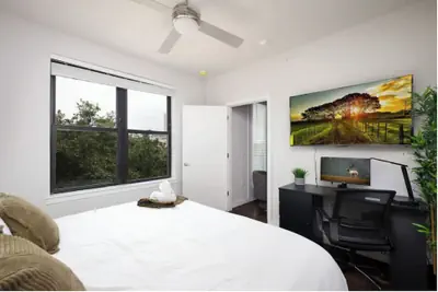 Photo 2 - Labor by Stylish Stays