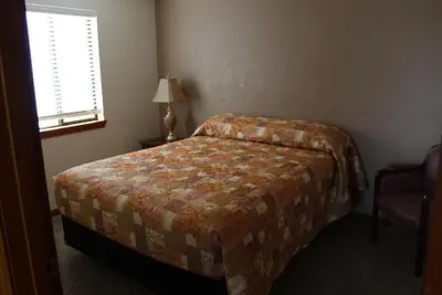 Photo 2 - Rock Harbor Resort and Motel