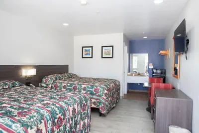 Photo 4 - Nogalitos Motel