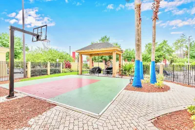 Photo 5 - Near Disney 1BR Condo Unit w Pool and Hot Tub