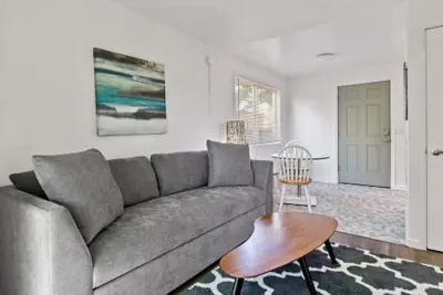 Photo 2 - Snug Spot 68 - Close To Downtown & Autzen 1 Bedroom Studio