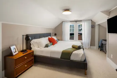 Photo 4 - Orchard Luxe - Modern Home In Walking Distance To Uo 3 Bedroom Home