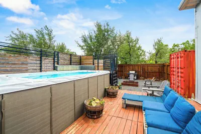 Photo 2 - Contemporary Country Style Gem w/ BBQ & Games Room
