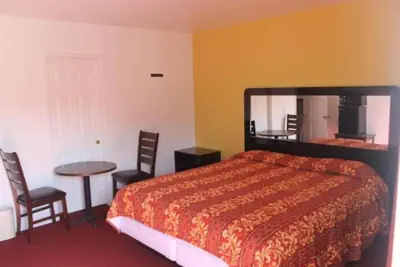 Photo 2 - CINEMA MOTEL