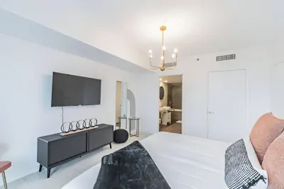Photo 4 - The Brickell Suites - W Miami