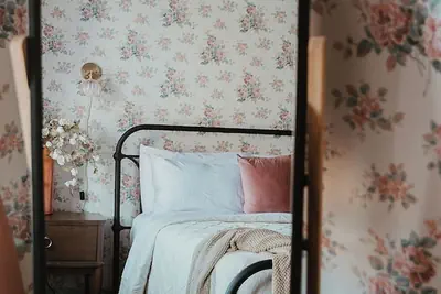 Photo 5 - Strassner Suites