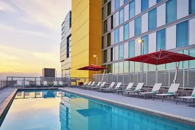 Photo 2 - Springhill Suites San Diego Downtown/Bayfront