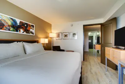 Photo 5 - Holiday Inn & Suites Peoria At Grand Prairie by IHG