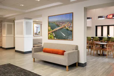 Photo 5 - Hampton Inn & Suites La Crosse Downtown