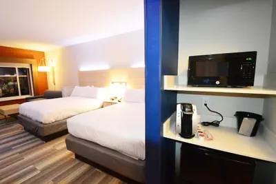 Photo 5 - Holiday Inn Express & Suites Toledo South - Perrysburg by IHG