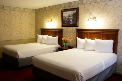 Photo 4 - Sherwood Motel