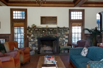 Photo 4 - Winnedumah Hotel