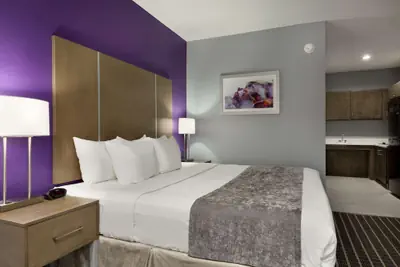 Photo 4 - Days Inn by Wyndham Odessa