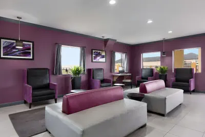 Photo 2 - Days Inn by Wyndham Odessa