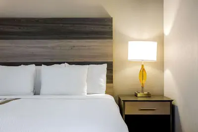 Photo 5 - La Quinta Inn & Suites by Wyndham Andrews