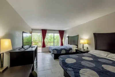 Photo 5 - Executive Inn Beeville US 181 By Capital O