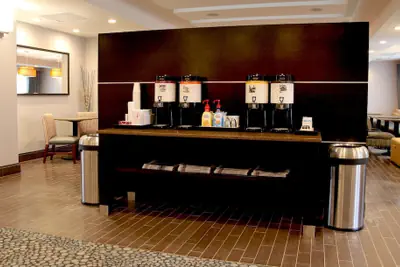 Photo 4 - Hampton Inn Suffolk