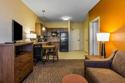 Photo 2 - MainStay Suites Watford City - Event Center