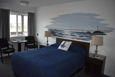 Photo 4 - Lighthouse Cove Inn